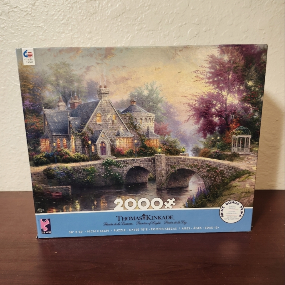 Thomas Kincade 2000 piece puzzle - Lamplighter Manor